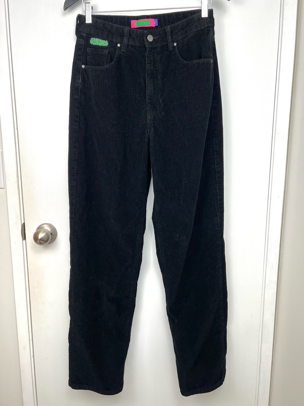 Empyre Tori 90s Skater Wide Wale Corduroy Jeans size 6 Black Straight Leg SK8r